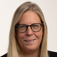 lisa guess, managing director, information systems